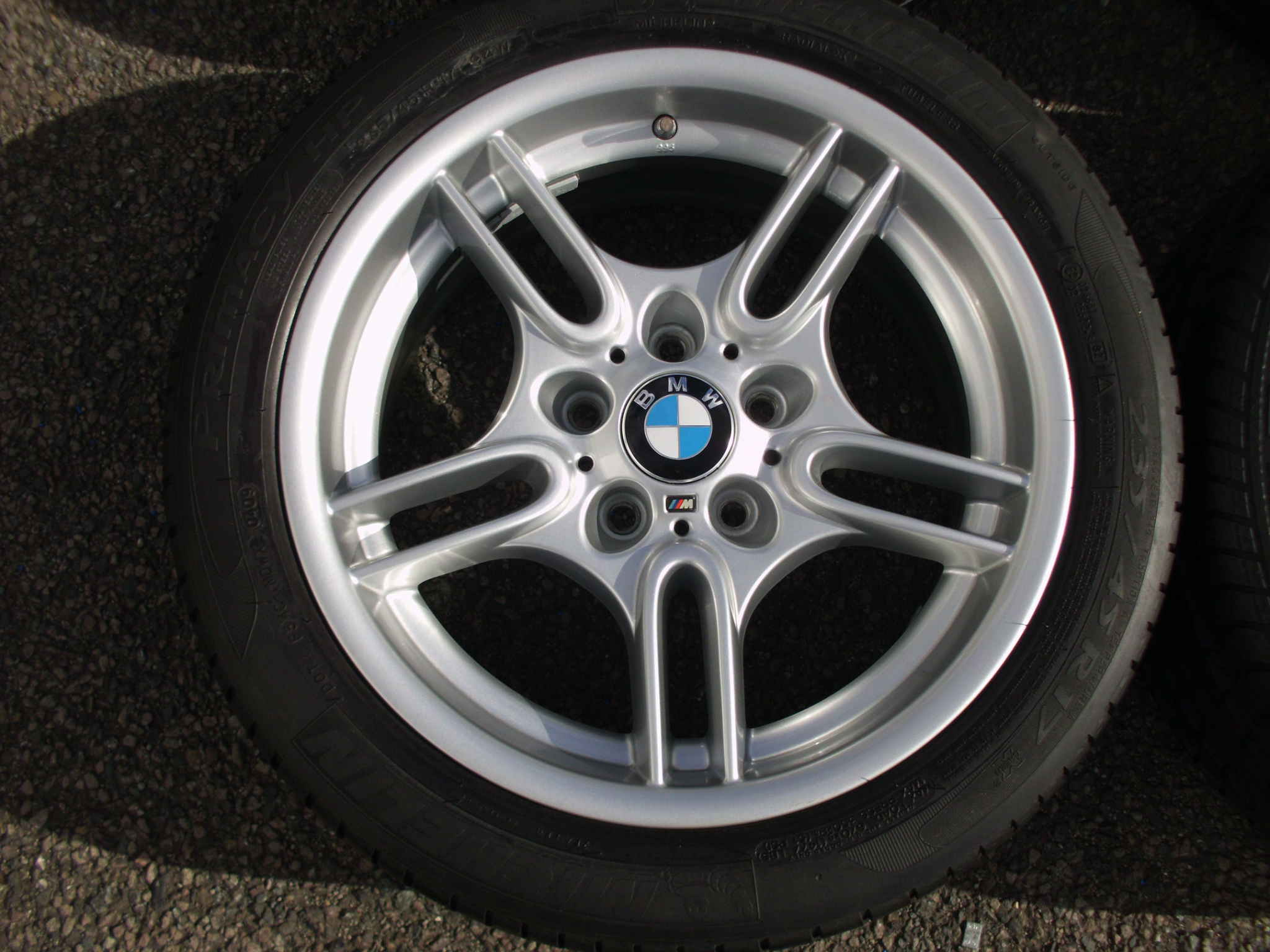 USED 17" GENUINE BMW STYLE 66 E39 M SPORT ALLOY WHEELS,EXCELLENT NEAR UNMARKED CONDITION, INC VG GOOD TYRES